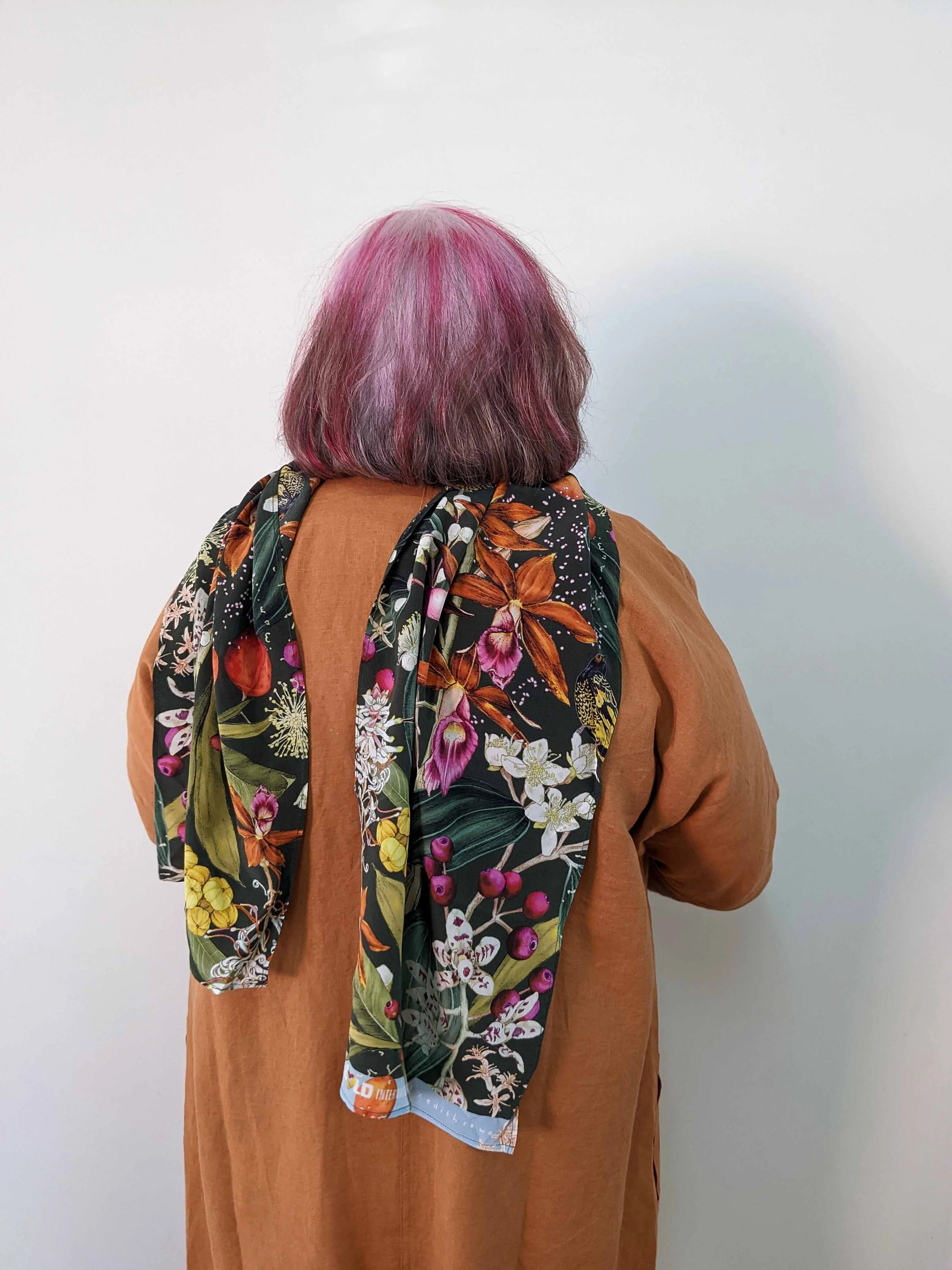 Heart_of_Gold_x_Edith_Rewa_xJulie_Appo_scarf_1.jpg