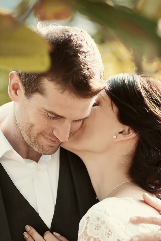 Le Beuf Studios. Local and destination Wedding Day and Engagement photography based in Vancouver British Columbia Canada, Alberta, and Hong Kong.