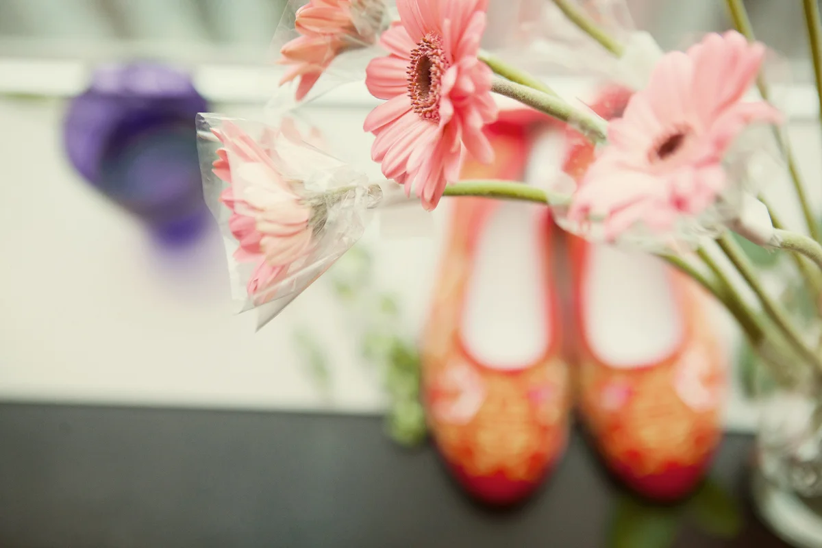 Le Beuf Studios. Local and destination Wedding Day and Engagement photography based in Vancouver British Columbia Canada, Alberta, and Hong Kong.