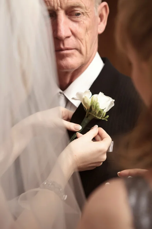 Le Beuf Studios. Local and destination Wedding Day and Engagement photography based in Vancouver British Columbia Canada, Alberta, and Hong Kong.