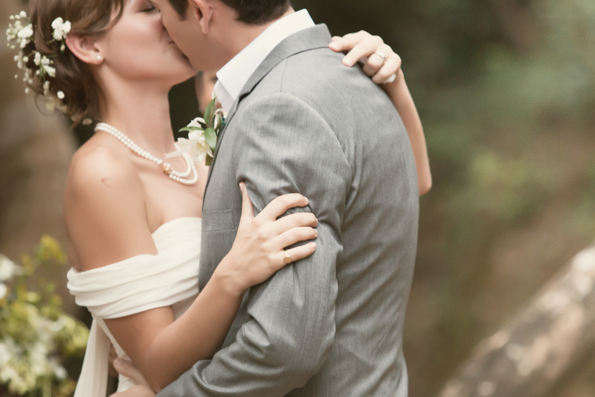 Le Beuf Studios. Local and destination Wedding Day and Engagement photography based in Vancouver British Columbia Canada, Alberta, and Hong Kong.