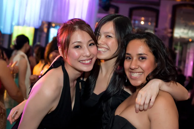 108_CanCham-Ball_714_sm.jpg