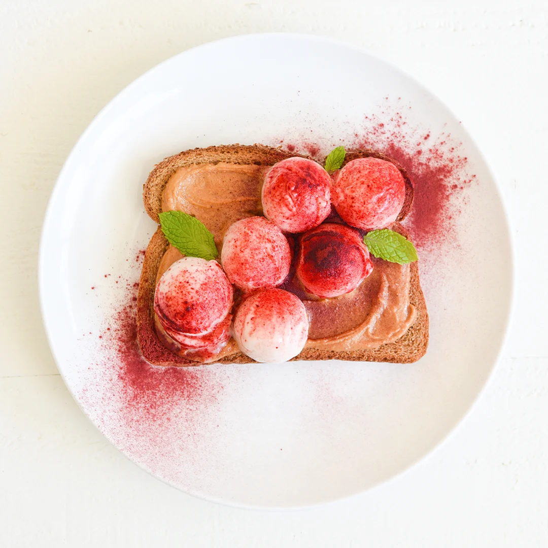 toast love