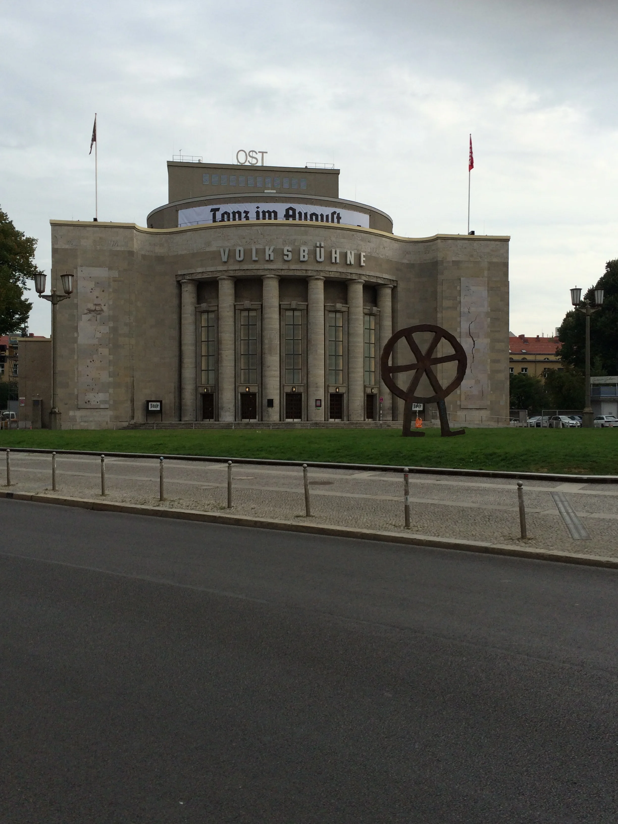 RHSML crew, Shawn and Paulie, seeing a few sights in Berlin