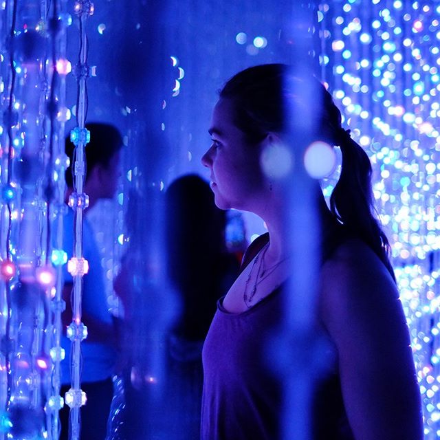 Where art meets science... Throwback to a few months ago at the beautiful Future World exhibit in Singapore. Photo by my travel buddy @papercutpanic

#art #light #travel #artsciencemuseum #singapore