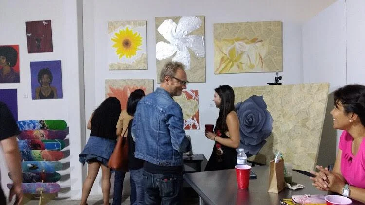 artshowgroup.jpg