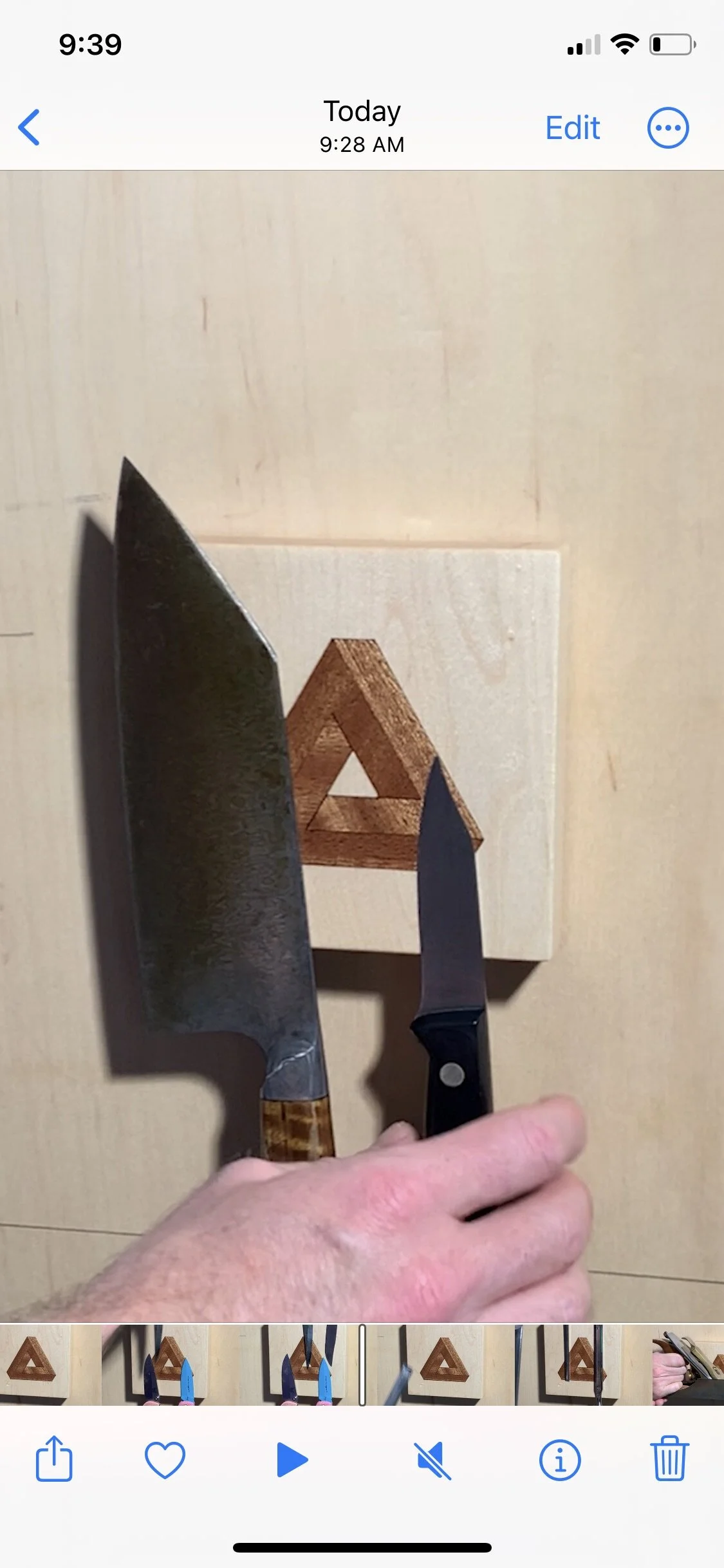 FB59B338-E981-49EF-B4E6-7B3752E8C231