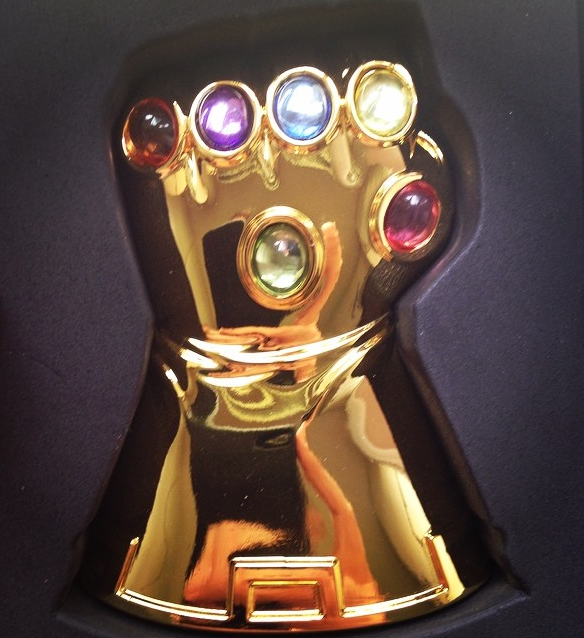 I even won this nifty Infinity Gauntlet bottle opener at a Diamond panel at Comic Con. See? No hard feelings.