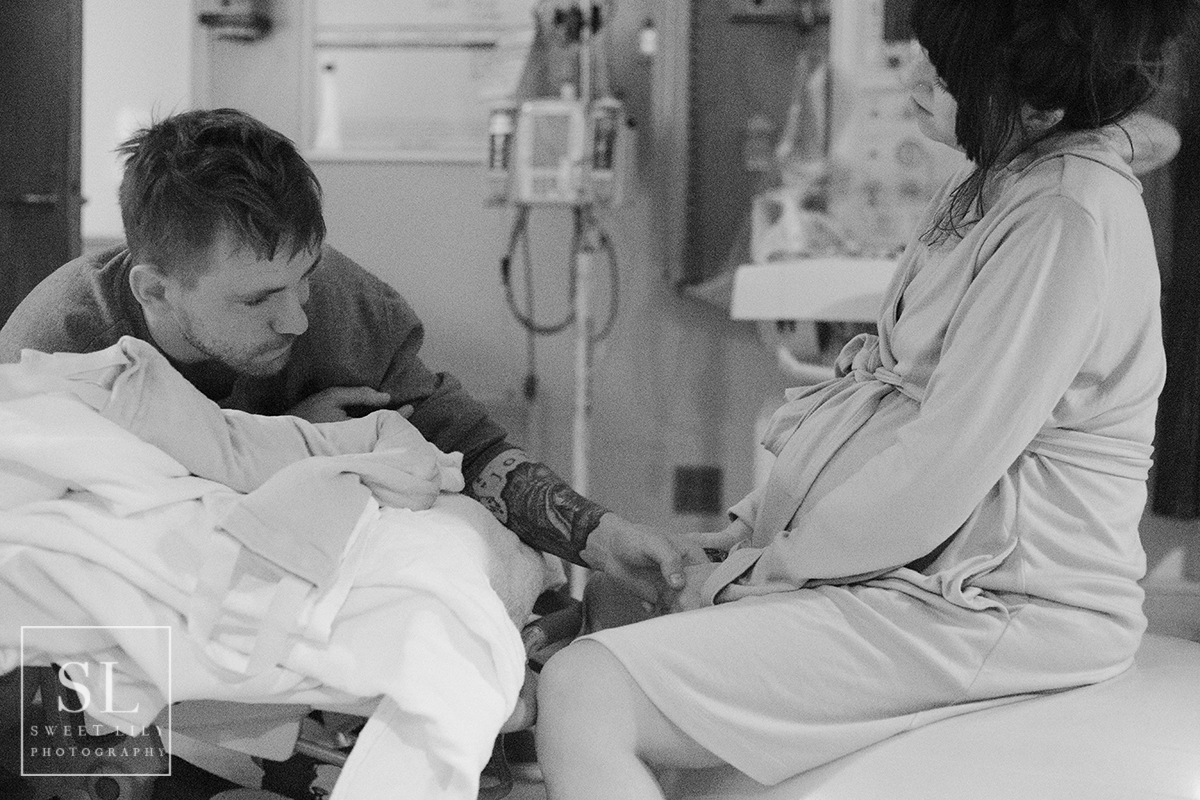 surrogate-birth-oregon-birth-photography