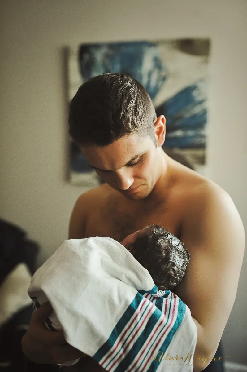 Dad skin to skin