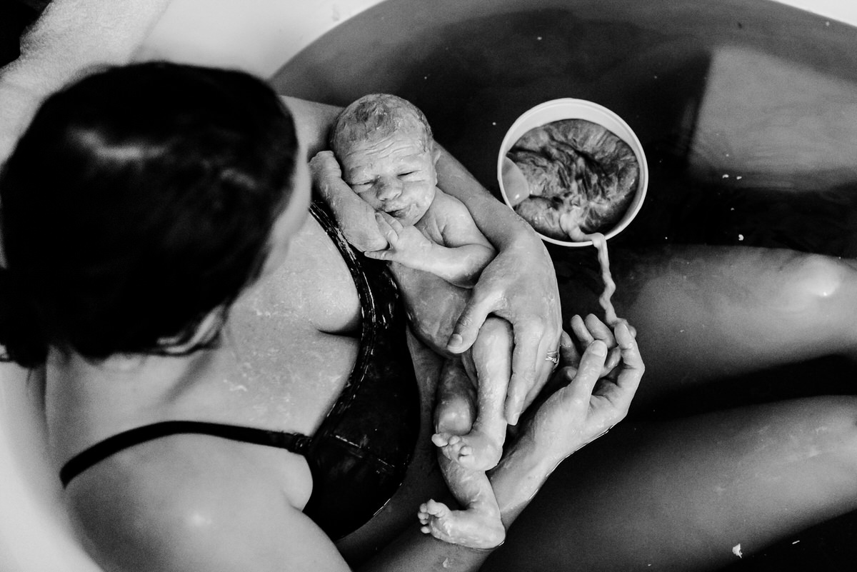 water-birth-placenta-birth-pool