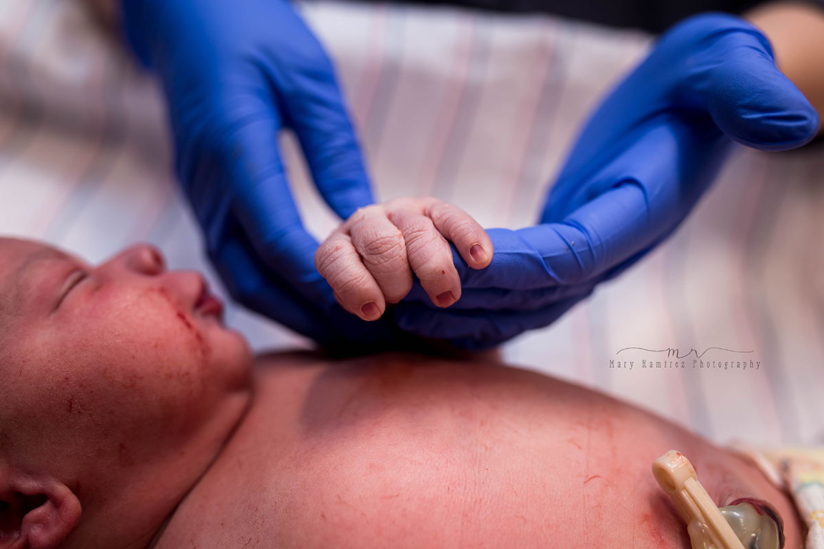 hands, hospital, vbac, birth