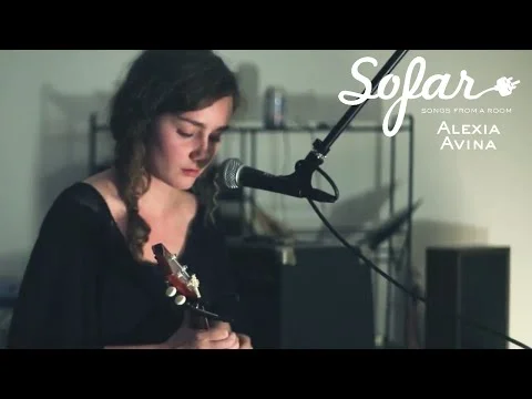Alexia Avina - Bedrooms | Sofar Montréal (#1170)