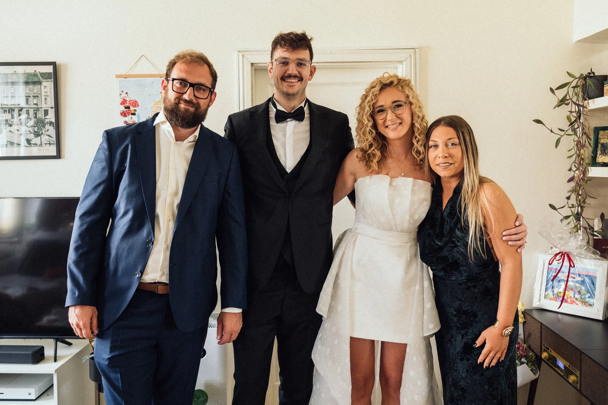 lara&adrian-web-49.jpg