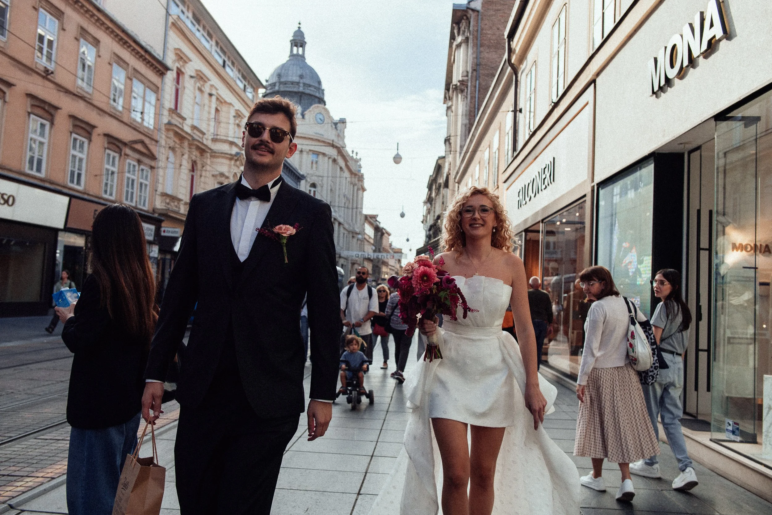 lara&adrian-web-120.jpg