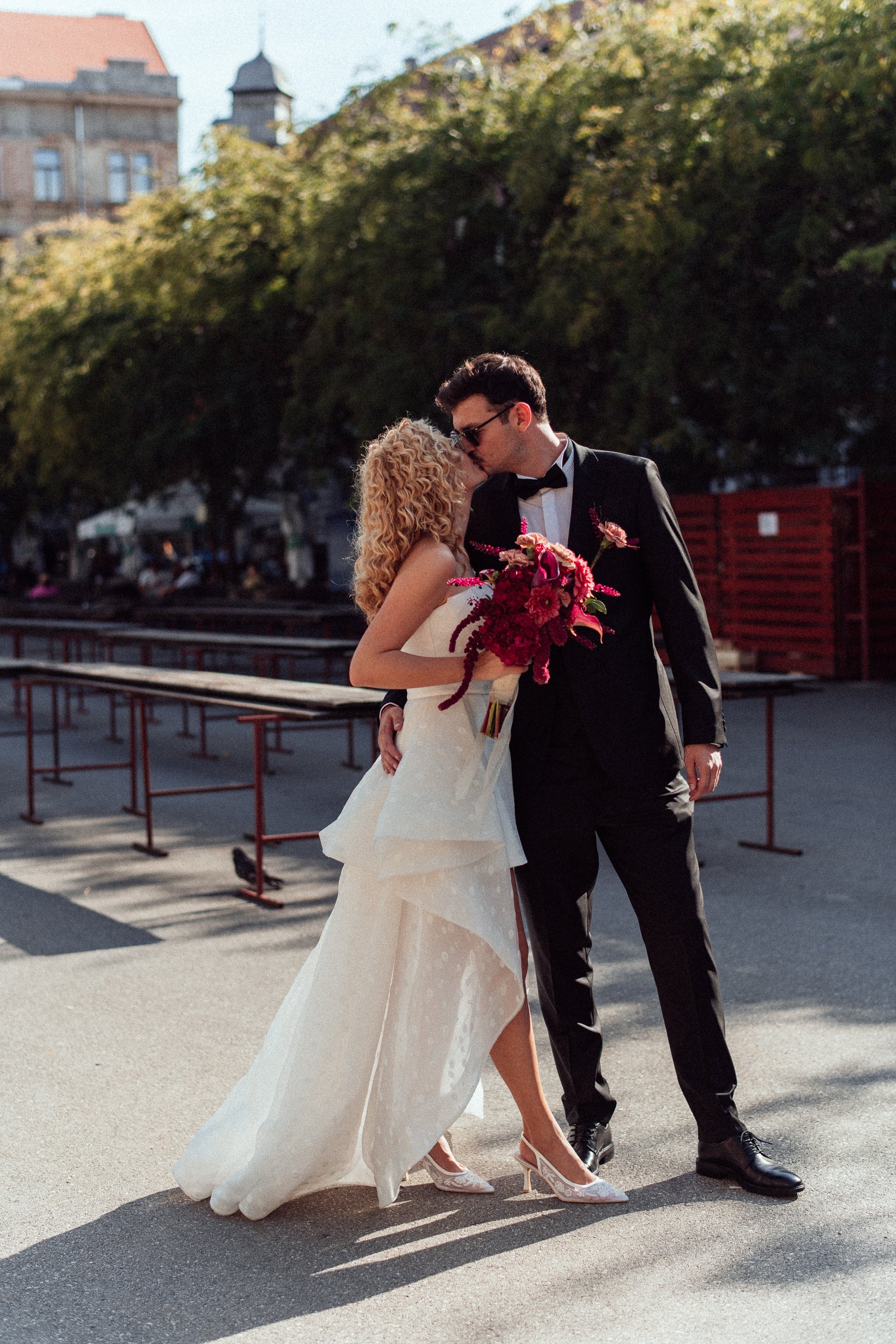 lara&adrian-web-100.jpg