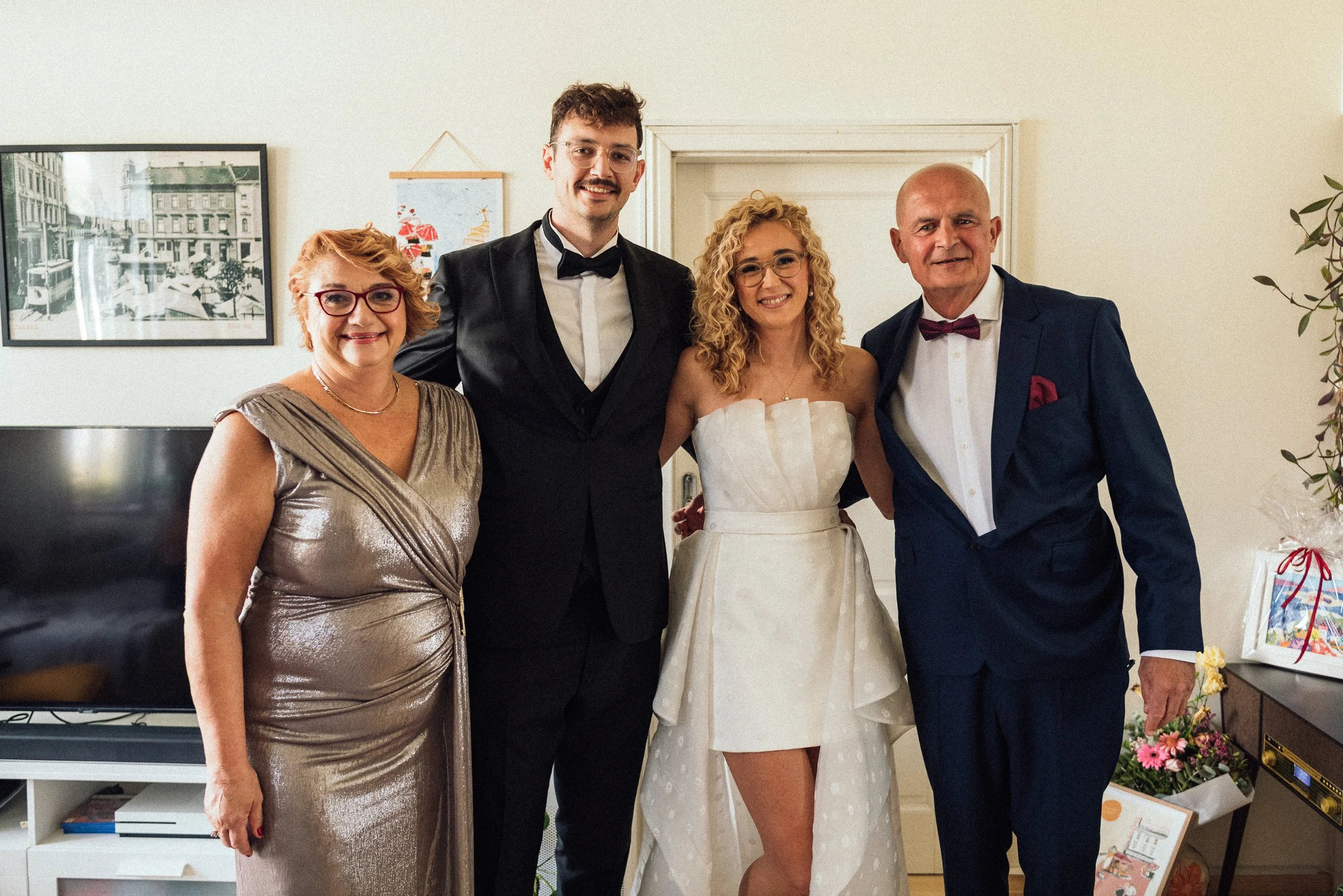 lara&adrian-web-47.jpg