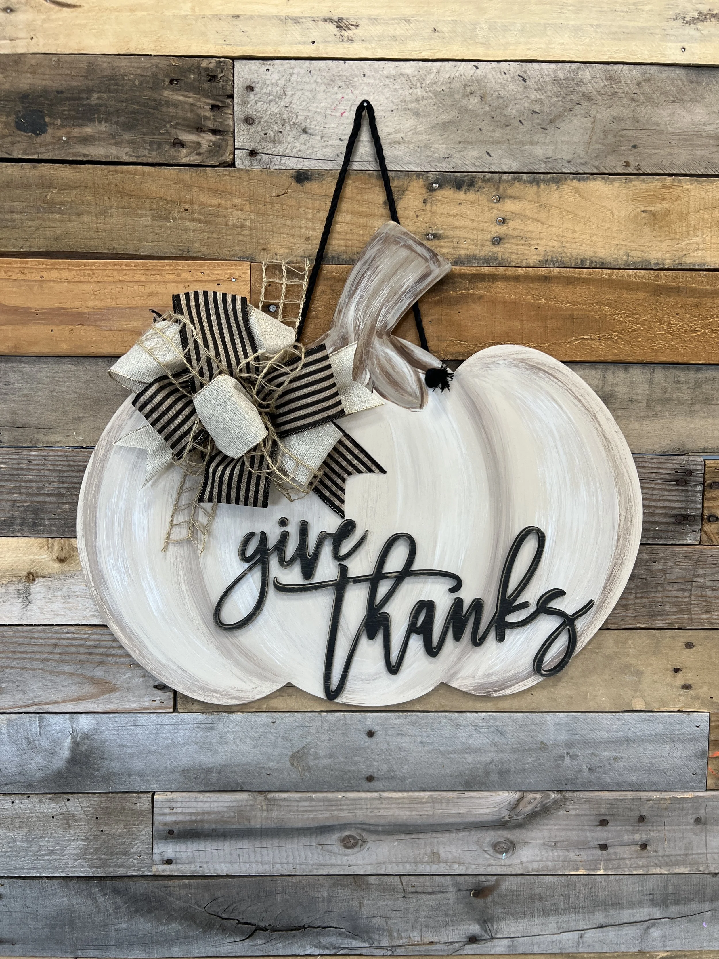Neutral Give Thanks Pumpkin