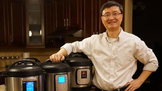 Robert+Wang+photo+crop.jpg
