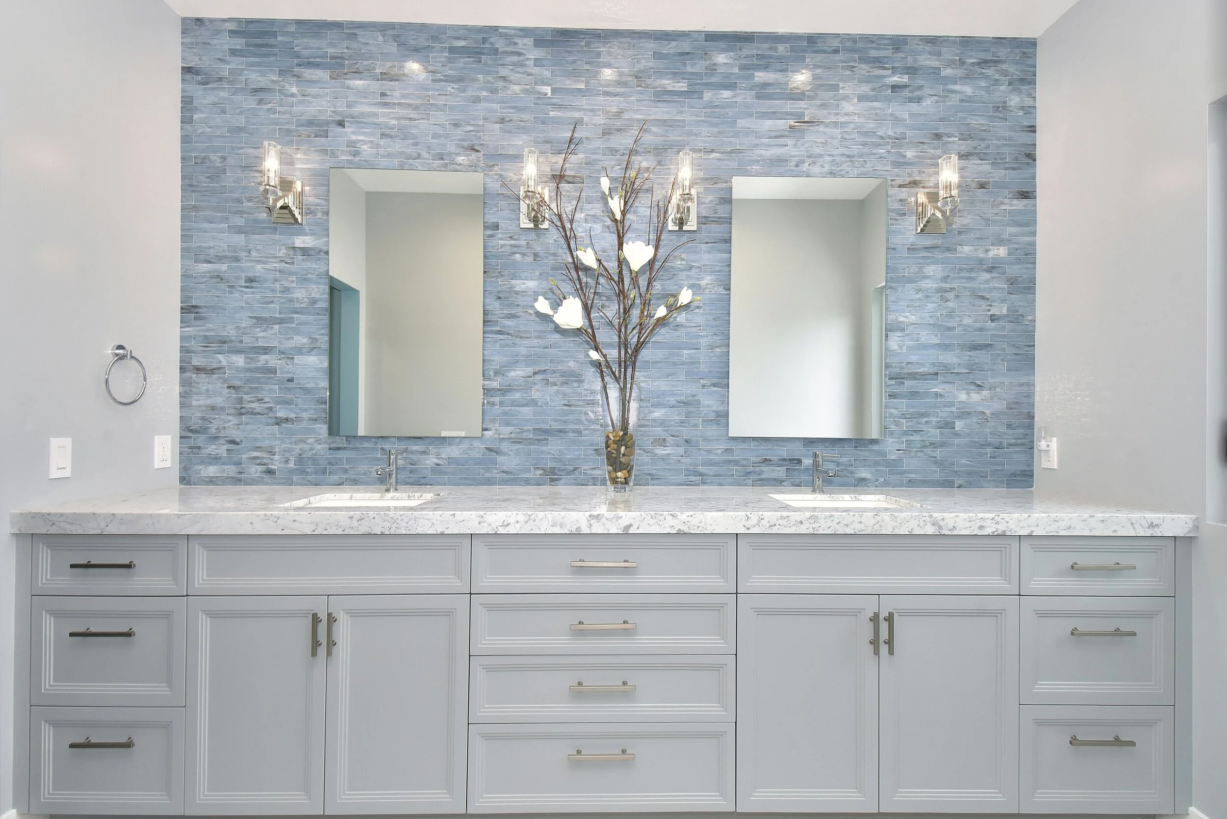 2nd master bath.jpeg