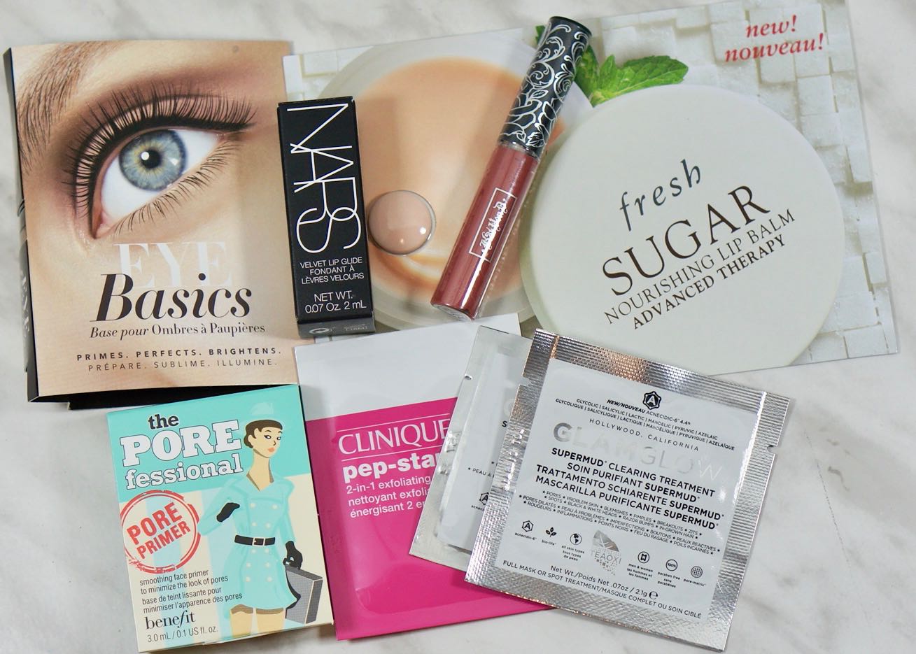 A few deluxe samples to give away!