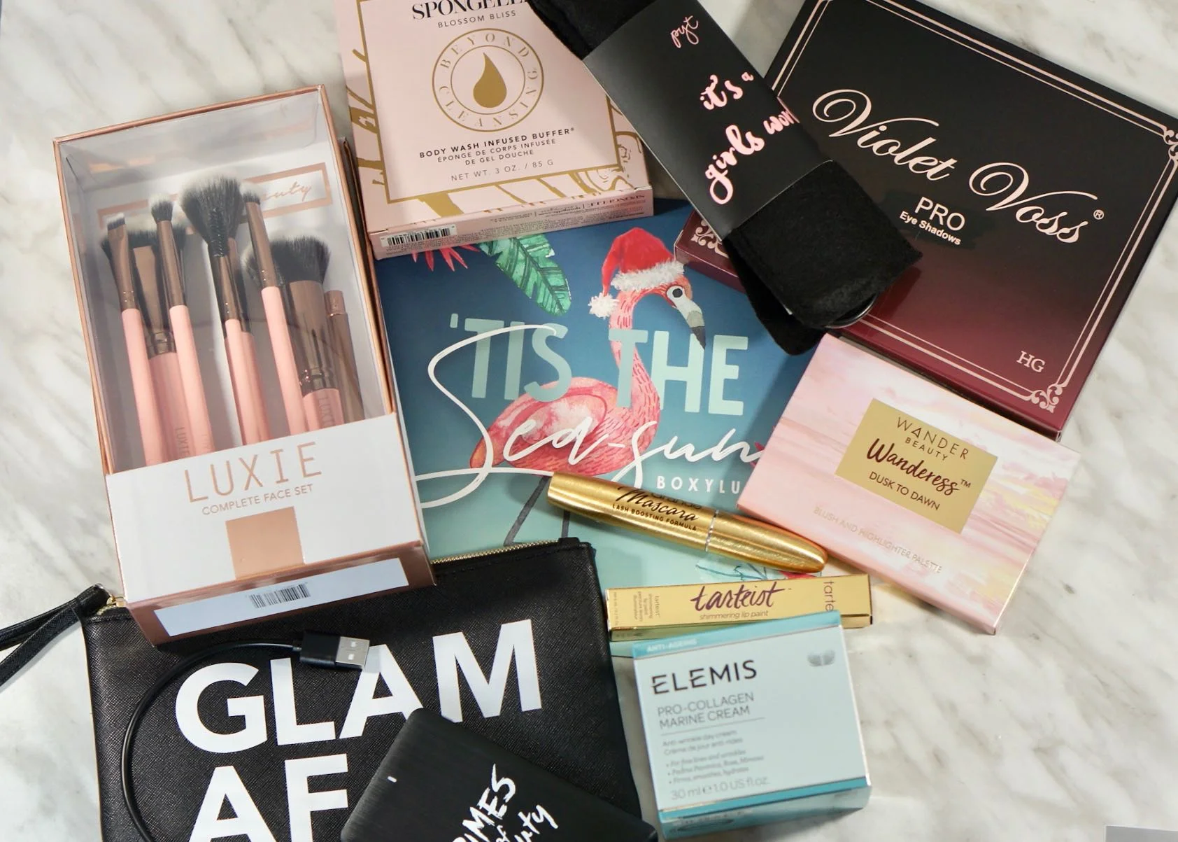 All the goodies in my December 2018 Boxy Luxe!
