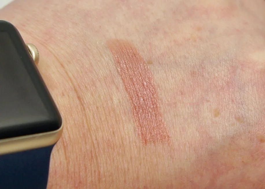 Swatch of Mac Love U Back Matte Lipstick.