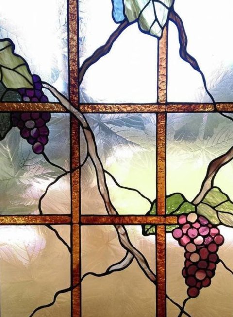 river-city-glassworks-stained-glass-grapevine-grapes-grape-leaves.jpg