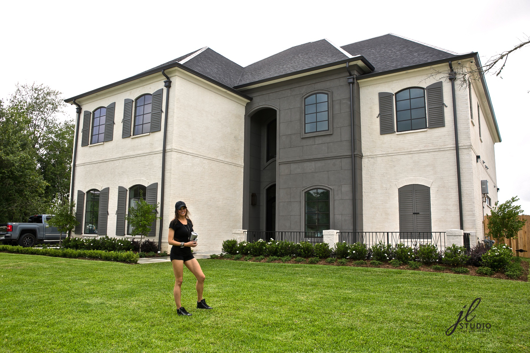 Move in/Install day for my customers in the Parks of Plaquemines! New construction home designed by Jacquelyn with JL Studio Designs. Home built by Hoskins Homes. 