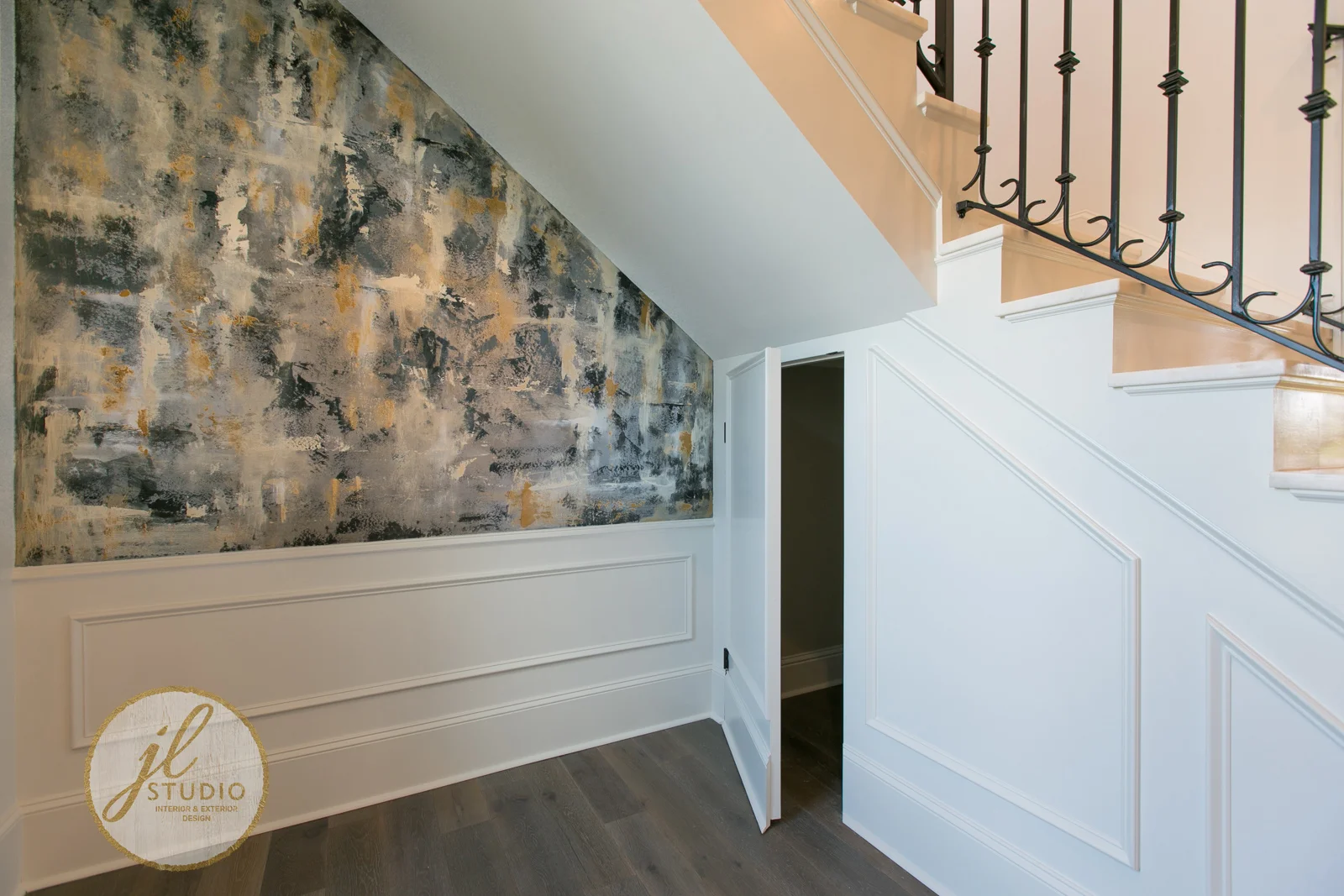 foyer2.jpg