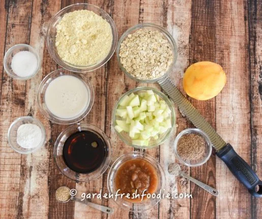 Jessica Meyers Altman Cardamon Apple Oatmeal Bread 3.jpg
