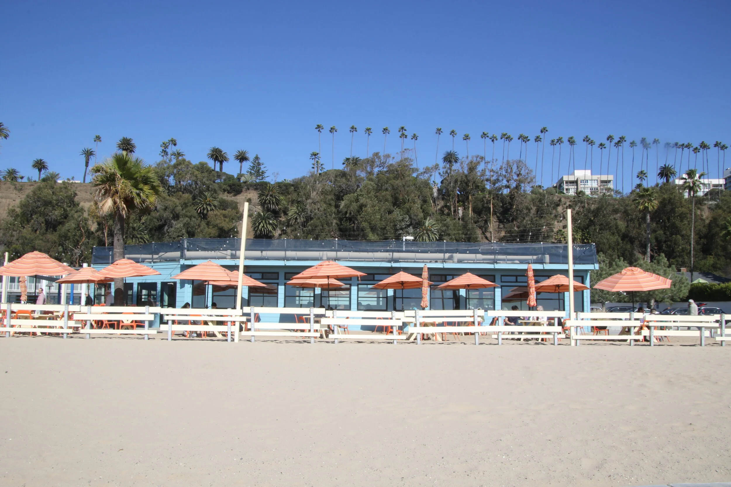Back On The Beach Cafe