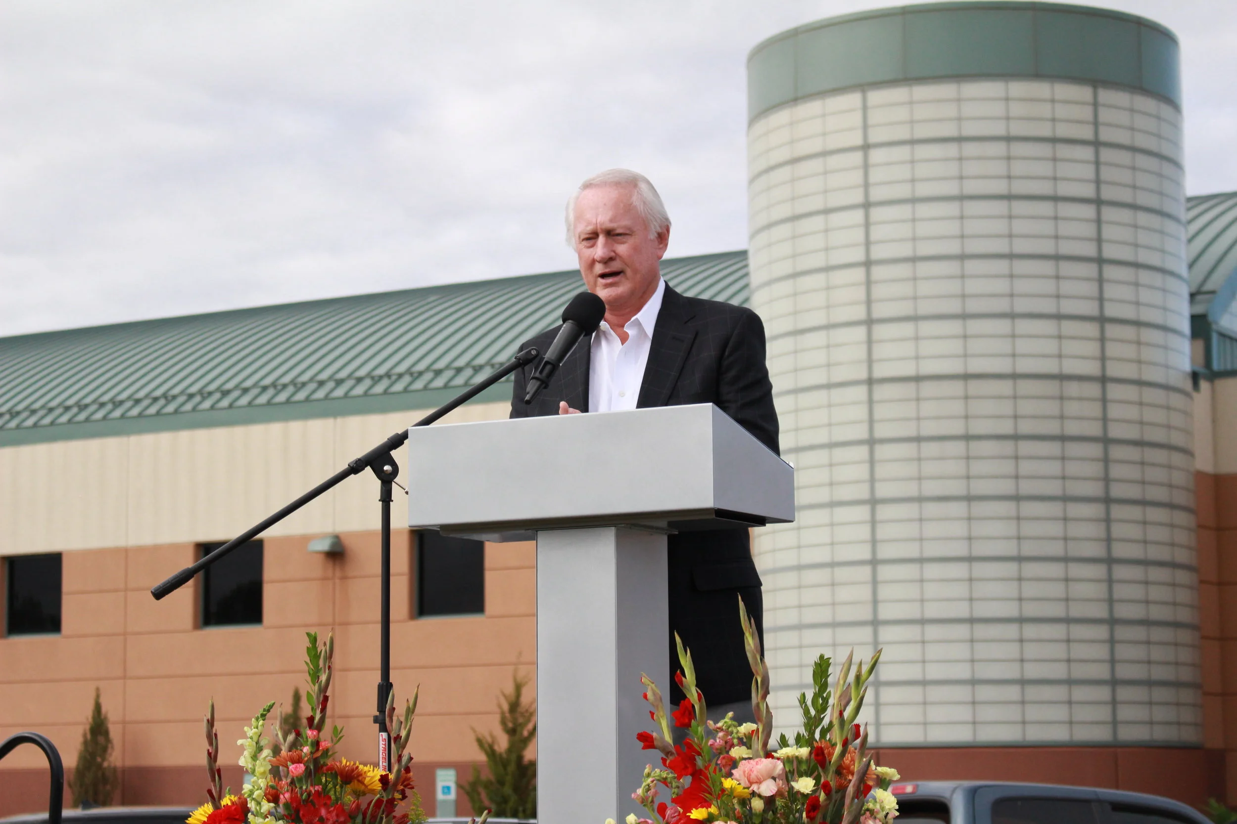 Mike and Pat Case donate $2 million for massive park renovation; Sand Springs breaks ground