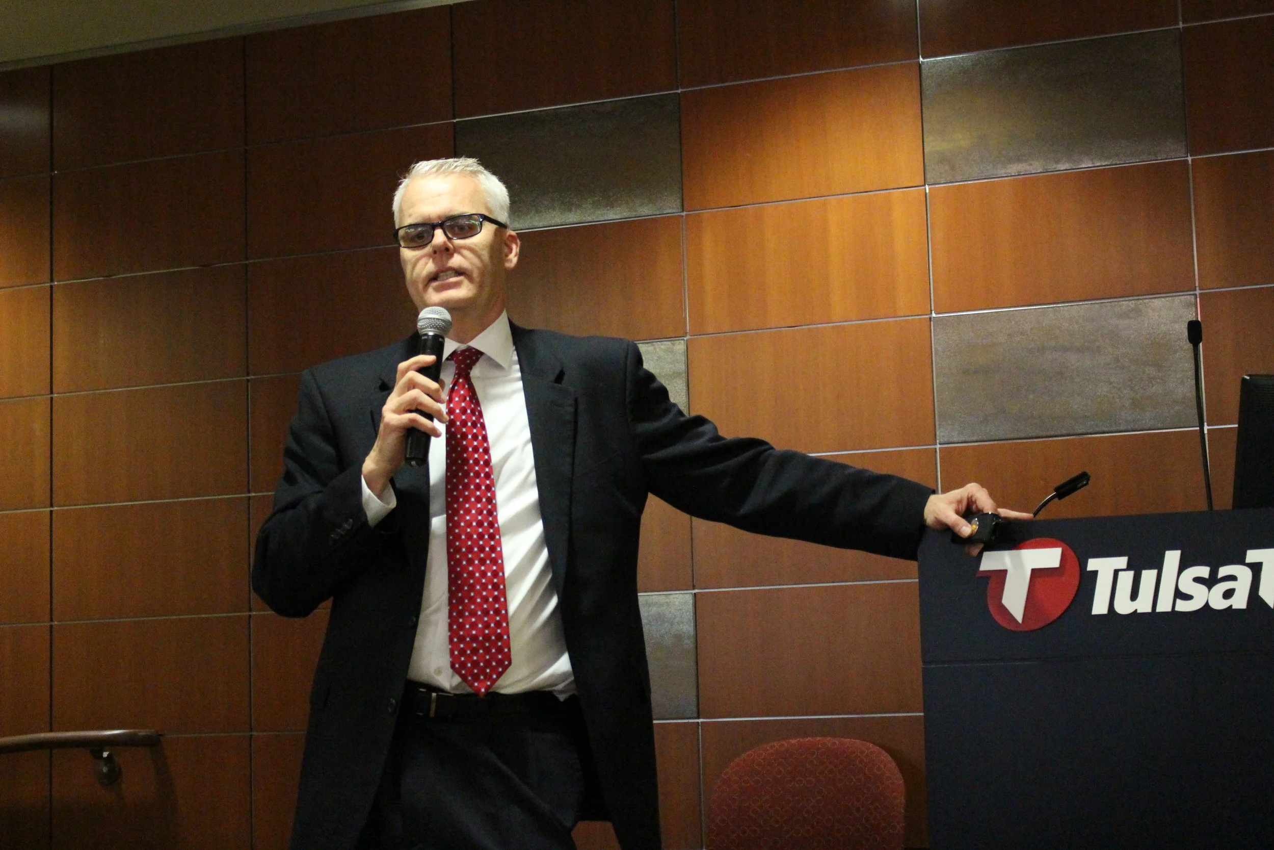  District Judge Doug Drummond speaks at a Sand Springs Chamber of Commerce forum on criminal justice reform. (Scott Emigh). 