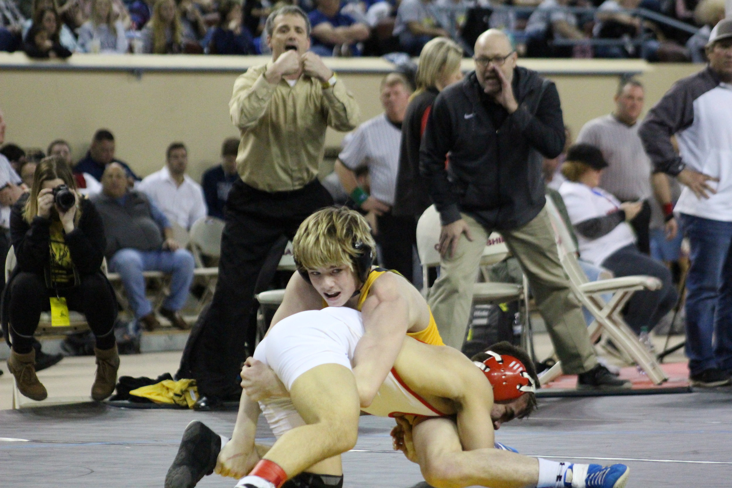  CPHS Head Coach Kelly Smith looks for a stalemate call in Carter Young's 2018 State Championship match. (Photo: Scott Emigh). 