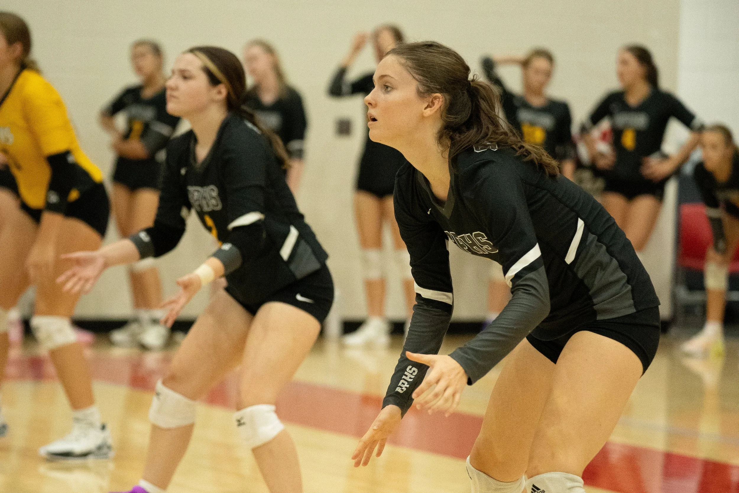 Sandite Volleyball Falls 3-0 to Bishop Kelley, Ends Season at Regionals