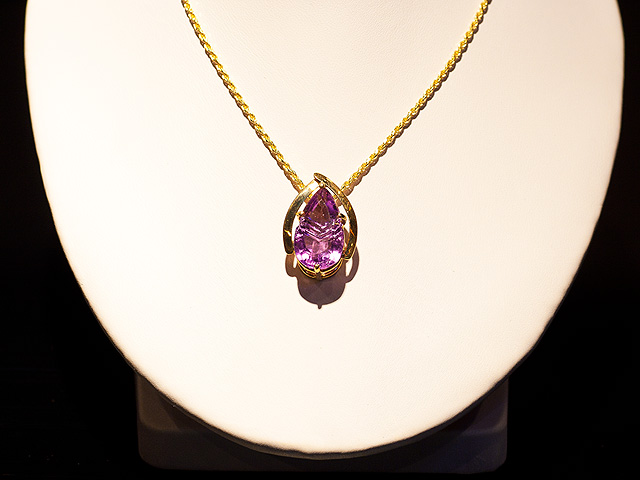 Amethyst pendant 