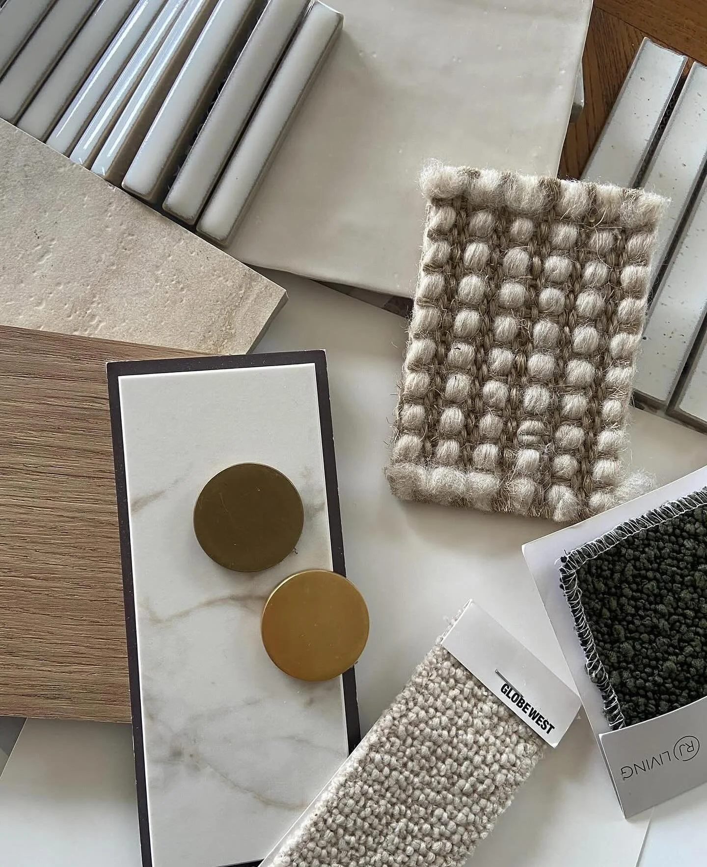 Flat lay play&rsquo;s underway for an upcoming project. 
&bull;
&bull;
&bull;
#flatlay