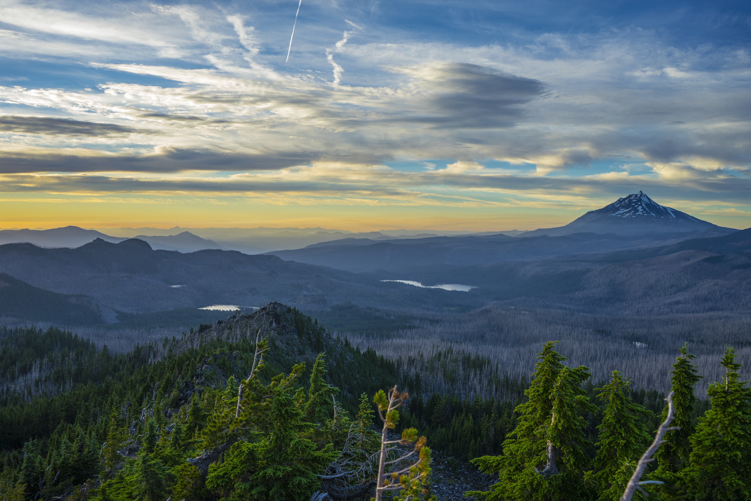 Mowich, Marion lake and Mt Jefferson, Oregon