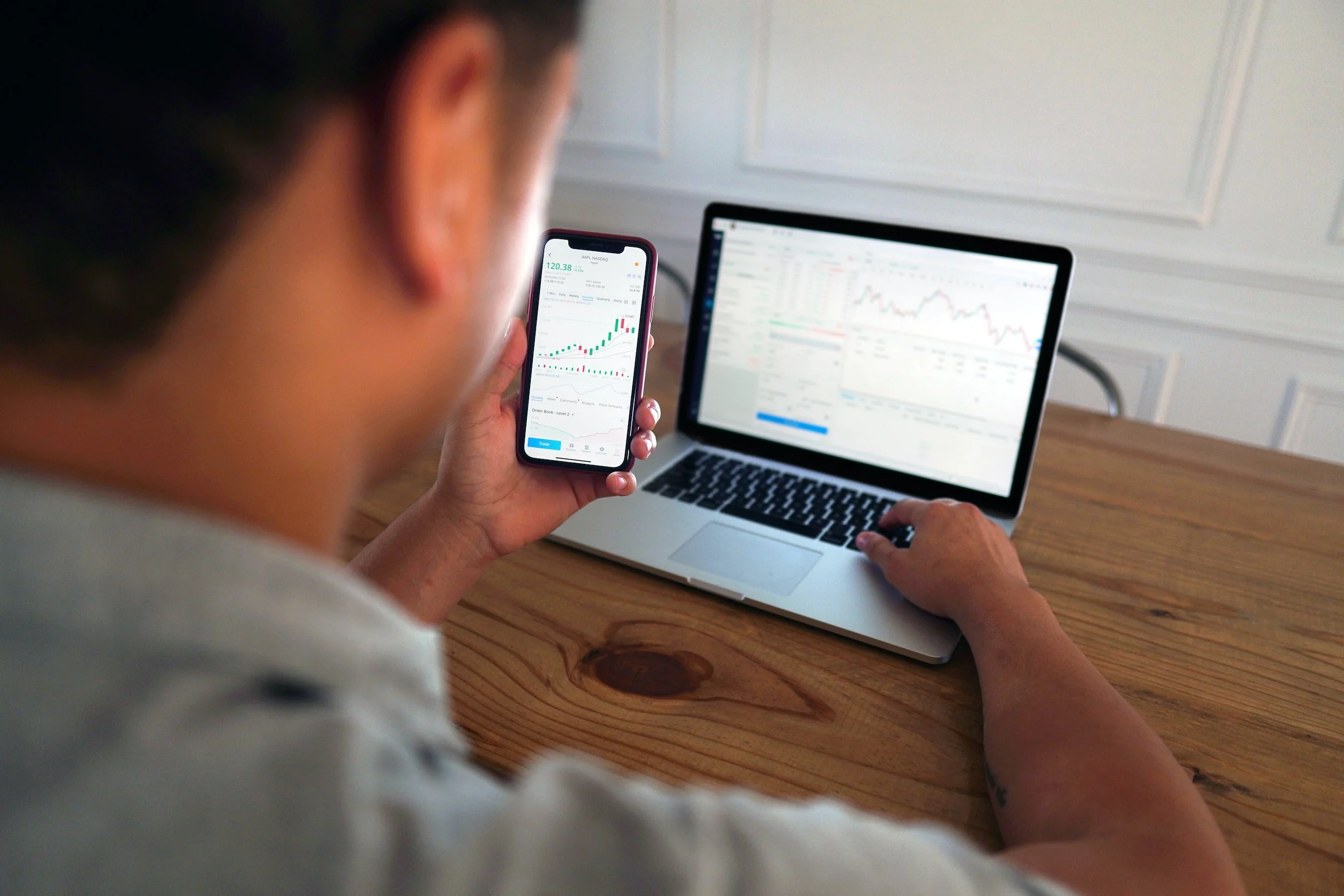 Navigating the Risks of Open Banking: How to Conduct Commercial Due Diligence for a Fintech