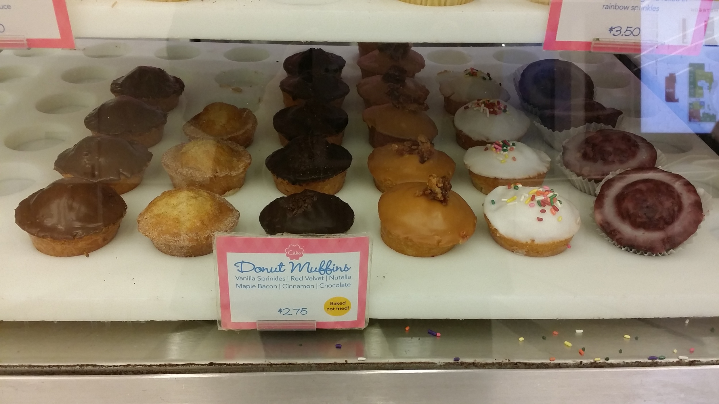 Cako Donut Muffins