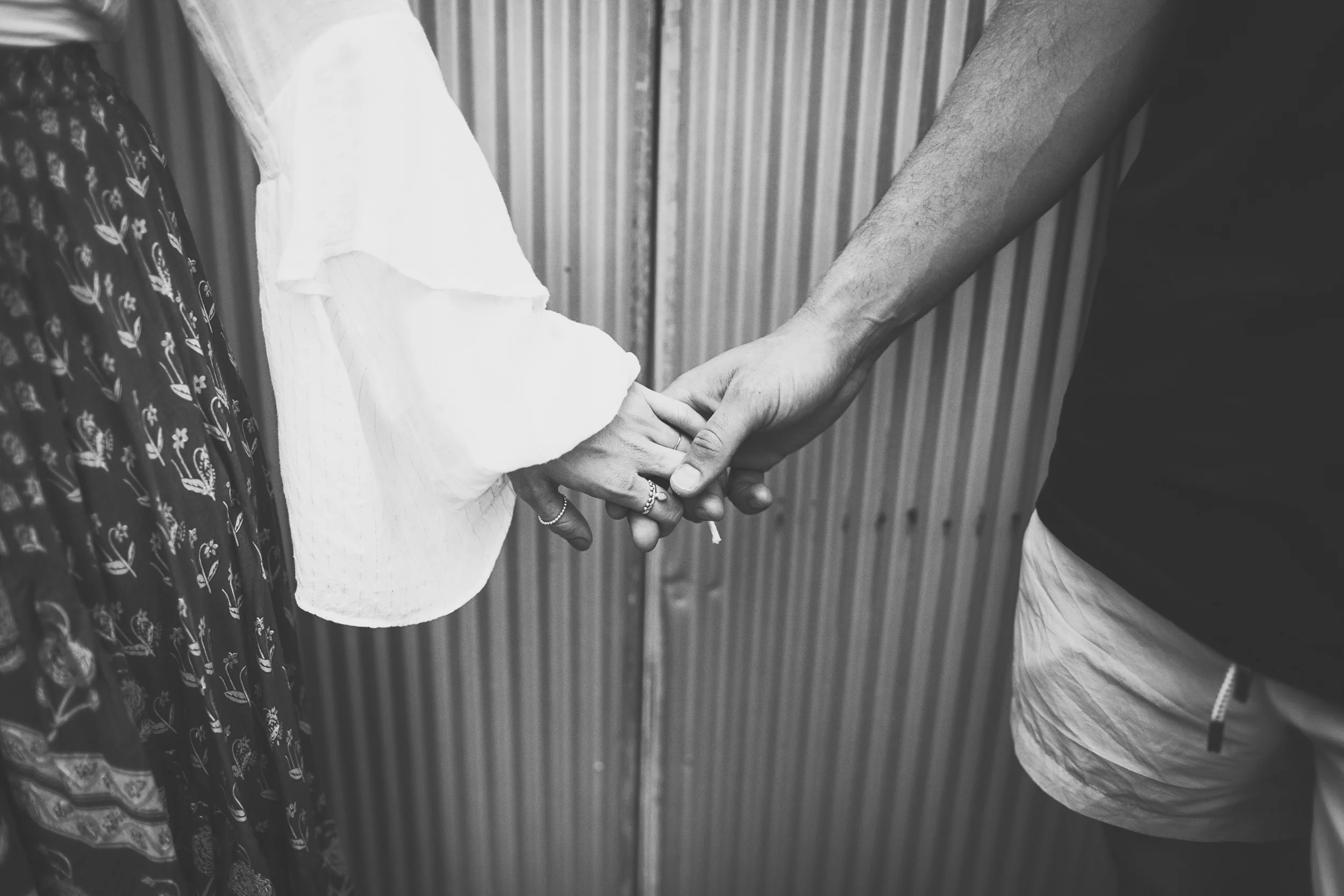 Fine art love hands engagement fremantle001M.jpg