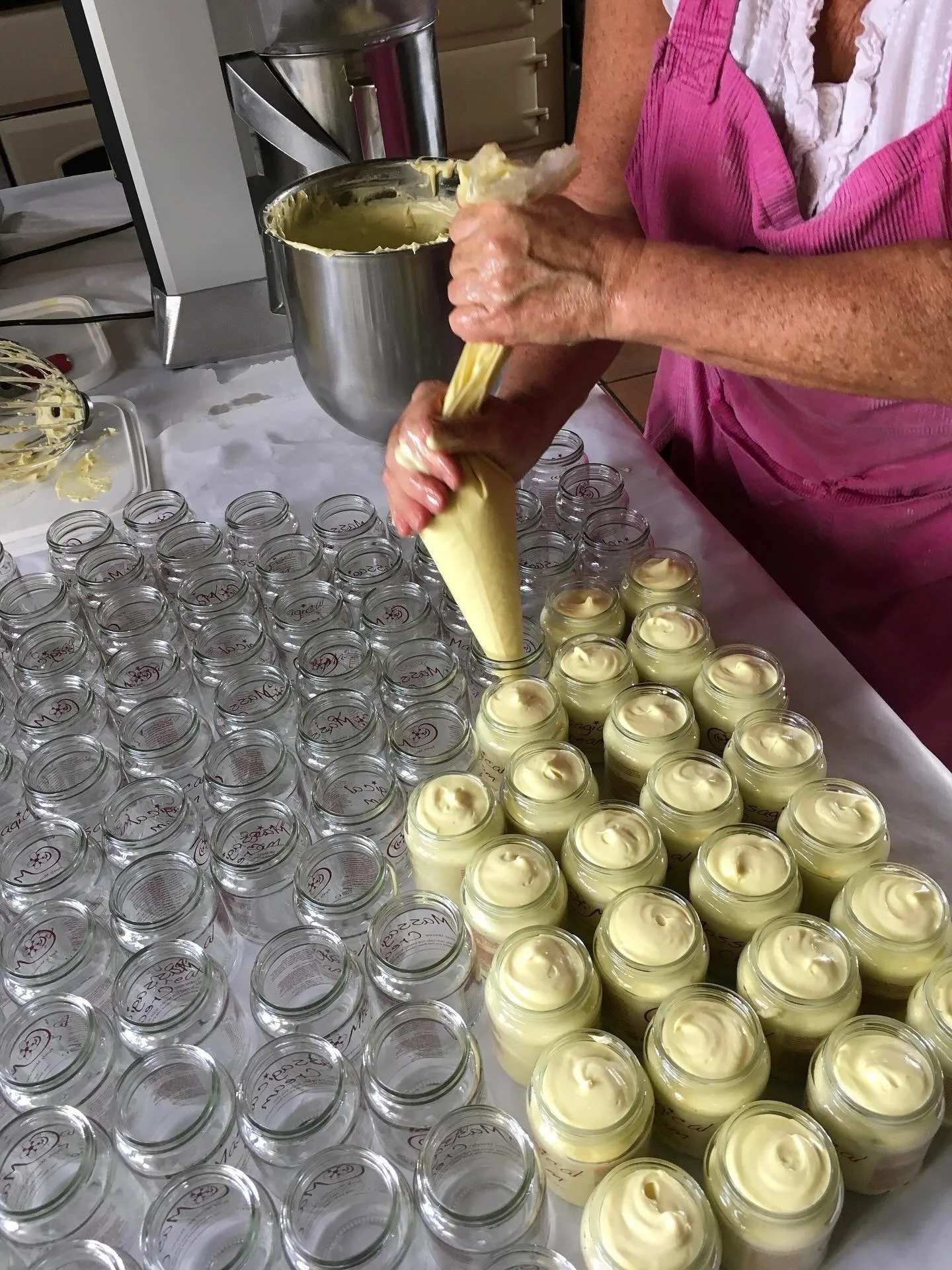 Massagical Cream lovingly made by hand ✨

It&rsquo;s a Massagical cream making day here at Massagical HQ today! 💪🏼 

We&rsquo;re stocking up ready for shows and internet orders during autumn and winter, when dry skin and hands need nourishing the m