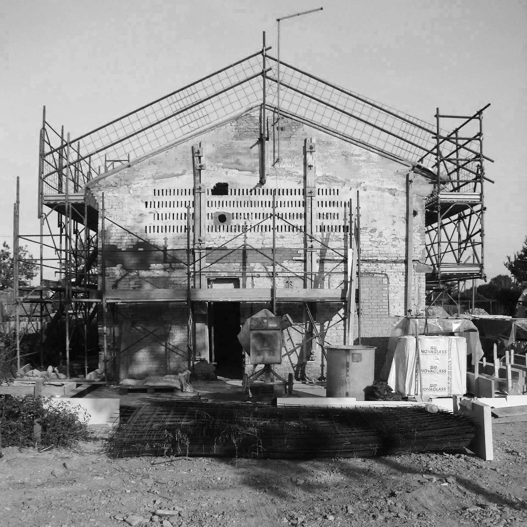 CANTIERE-01.jpg