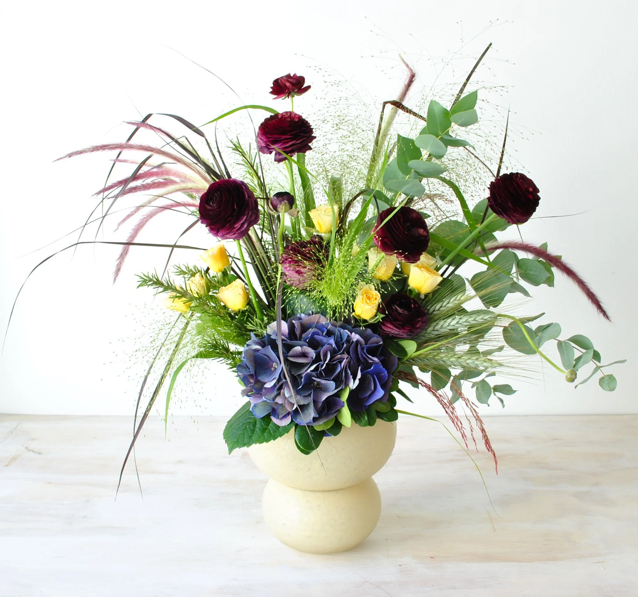 beacon hill boston flower store with plants and stem bar delivery