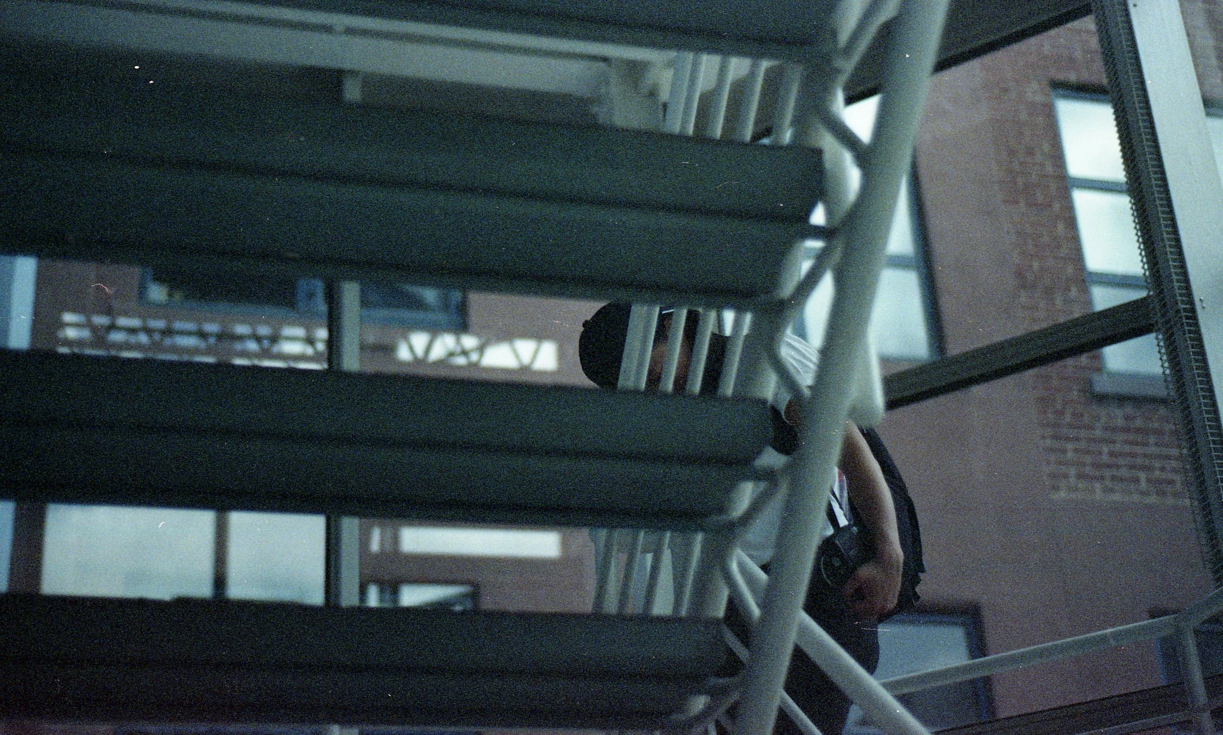 img028.jpg