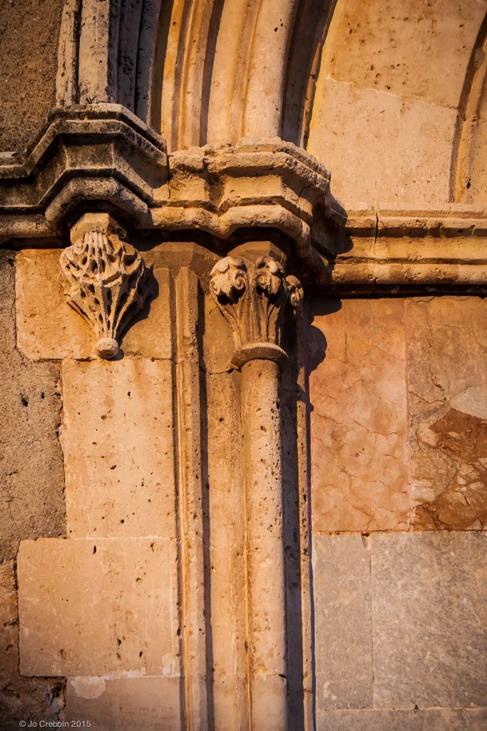Sicilian medieval arch and style.jpg