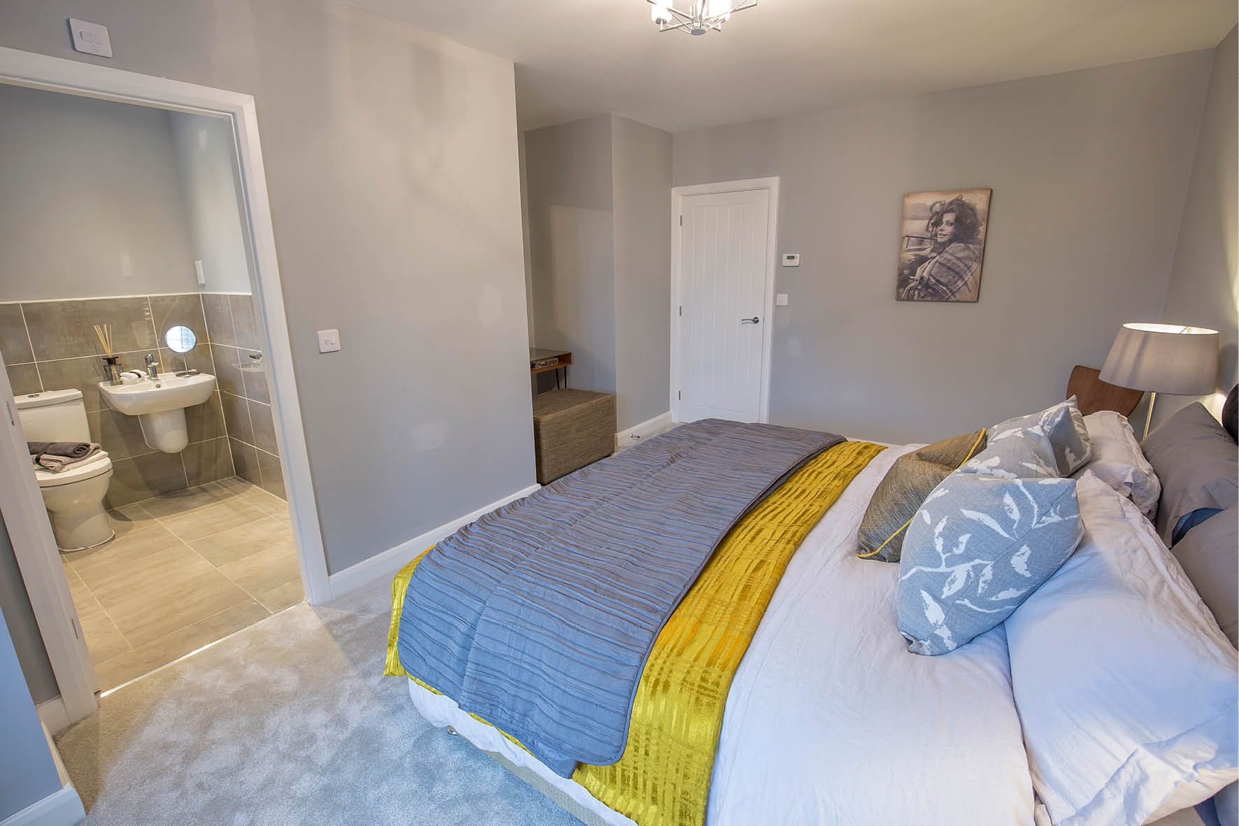 Plot 51 &gt;&gt; Master bedroom