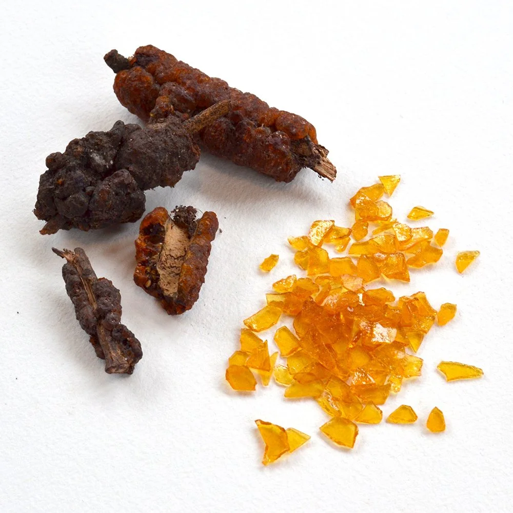 Stick-Lac &amp; Shellac Flakes