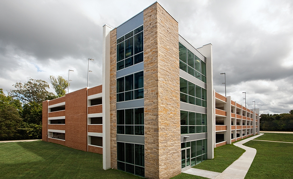 Sentara Leigh Hospital Parking Deck